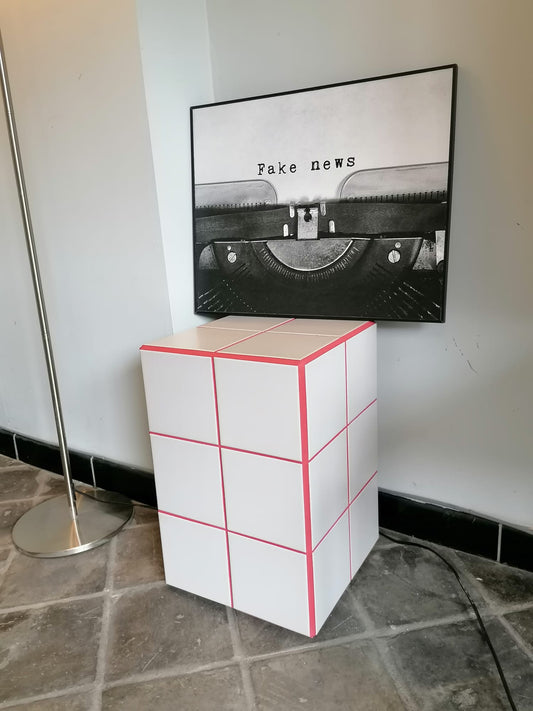 Box Greige/rouge
